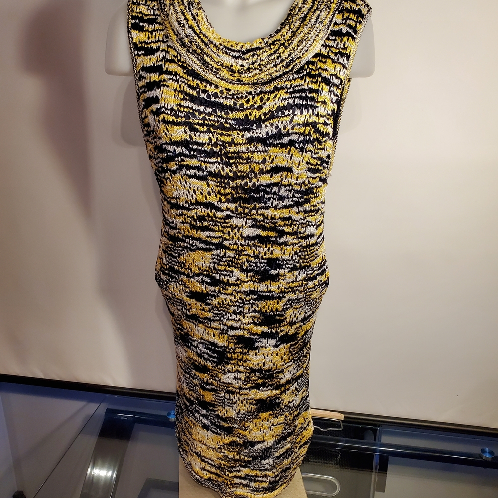 Jones New York Woman 2X Cowl Neck Sweater in Yellow, Black, and White